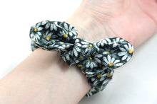 Load image into Gallery viewer, Daisy Apple Watch Scrunchie Band with Top Knot Bow