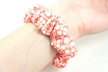 Load image into Gallery viewer, Lilla Prata Coral Apple Watch Scrunchie Band - 38mm 42mm / 40mm 44mm Series 1 - 6 & SE