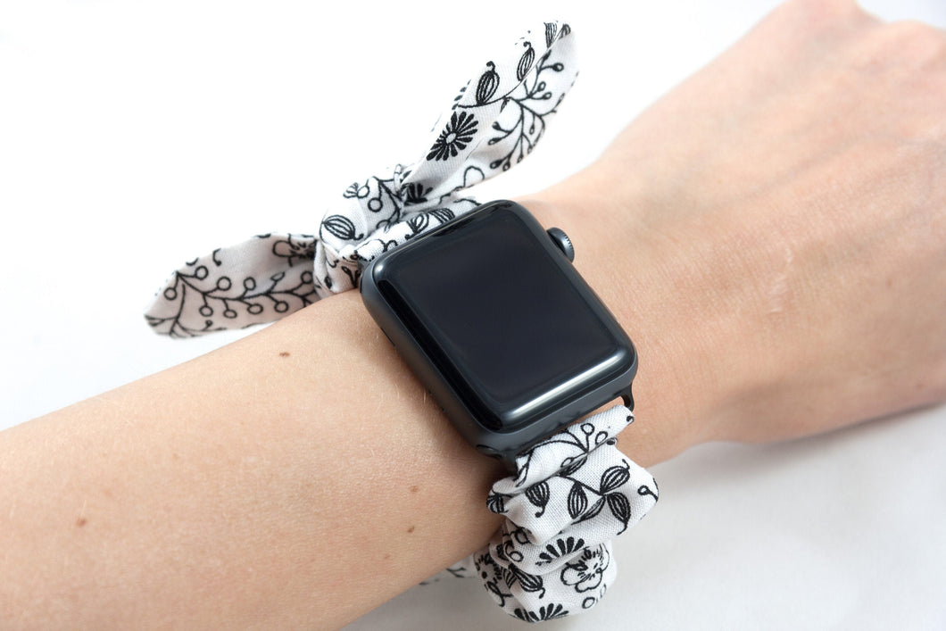 White Floral Apple Watch Scrunchie Band with Top Knot Bow - 38mm 42mm / 40mm 44mm Series 1 - 6 & SE