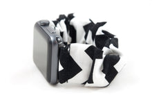 Load image into Gallery viewer, B&amp;W Chevron Apple Watch Scrunchie Band
