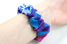 Load image into Gallery viewer, Horse Chestnut Apple Watch Scrunchie Band - 38mm 42mm / 40mm 44mm Series 1 - 6 &amp; SE
