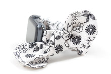 Load image into Gallery viewer, White Floral Apple Watch Scrunchie Band with Top Knot Bow - 38mm 42mm / 40mm 44mm Series 1 - 6 &amp; SE
